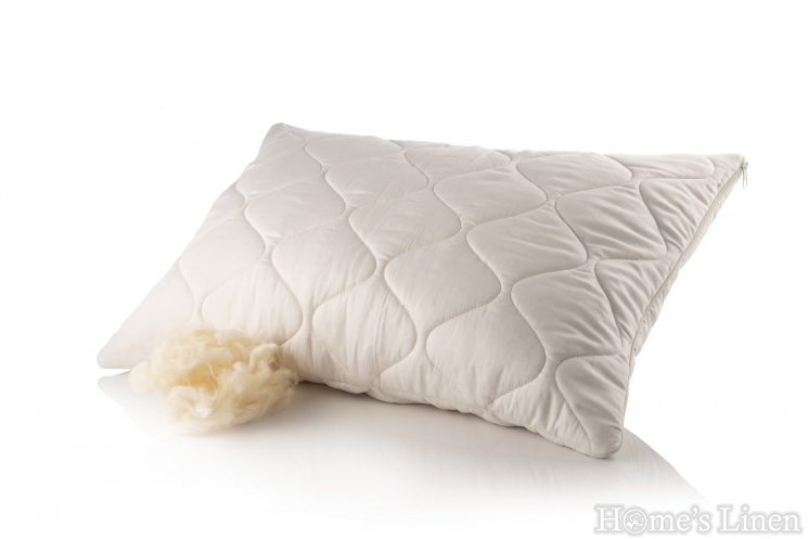 Pillow with cotton satin and raw wool "Cotton & Wool", the Woolland