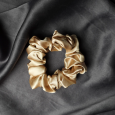 Ластик за коса 100% естествена коприна стил Scrunchie "Gold" размер Скини, EM&EVE